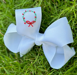 Embroidered Wreath Bow - White
